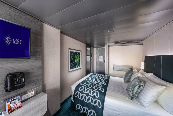 MSC Cruises MSC Virtuosa Junior Ocean View with Obstructed View OO ©MSC Rights.jpg